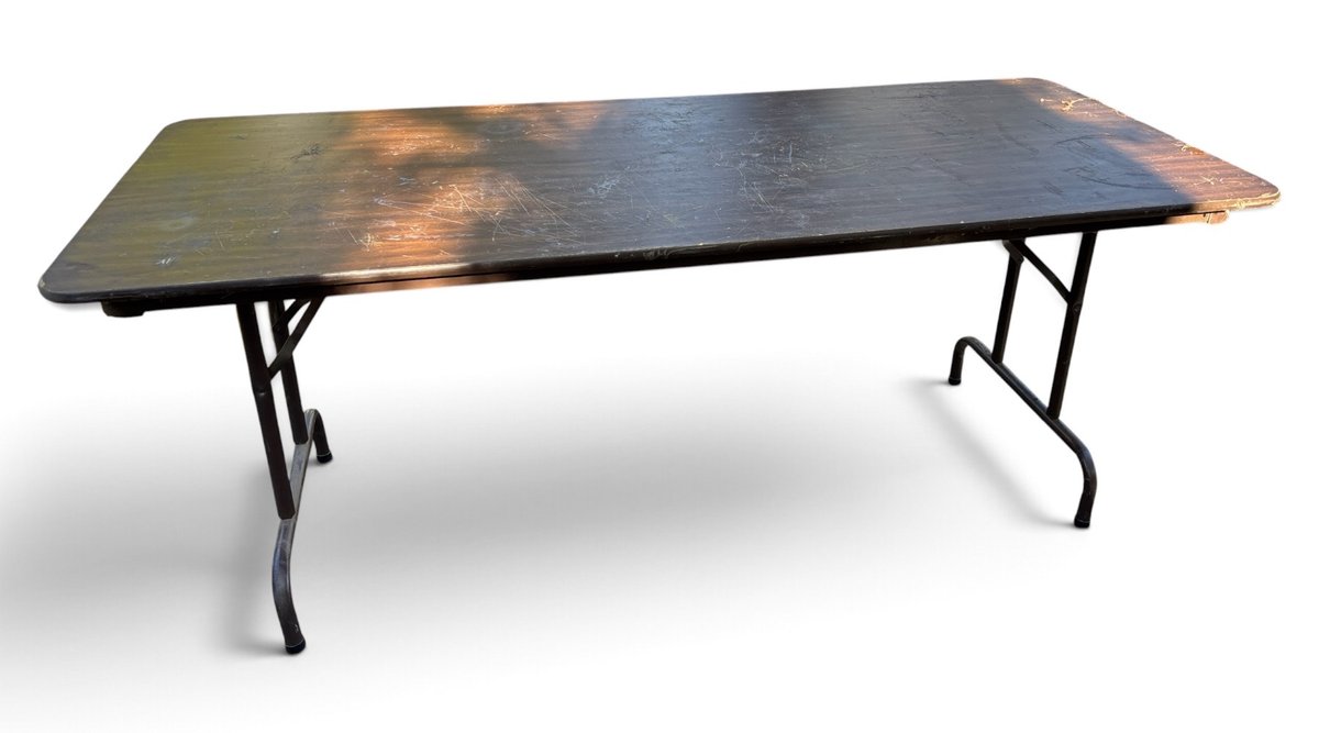 6’ folding table