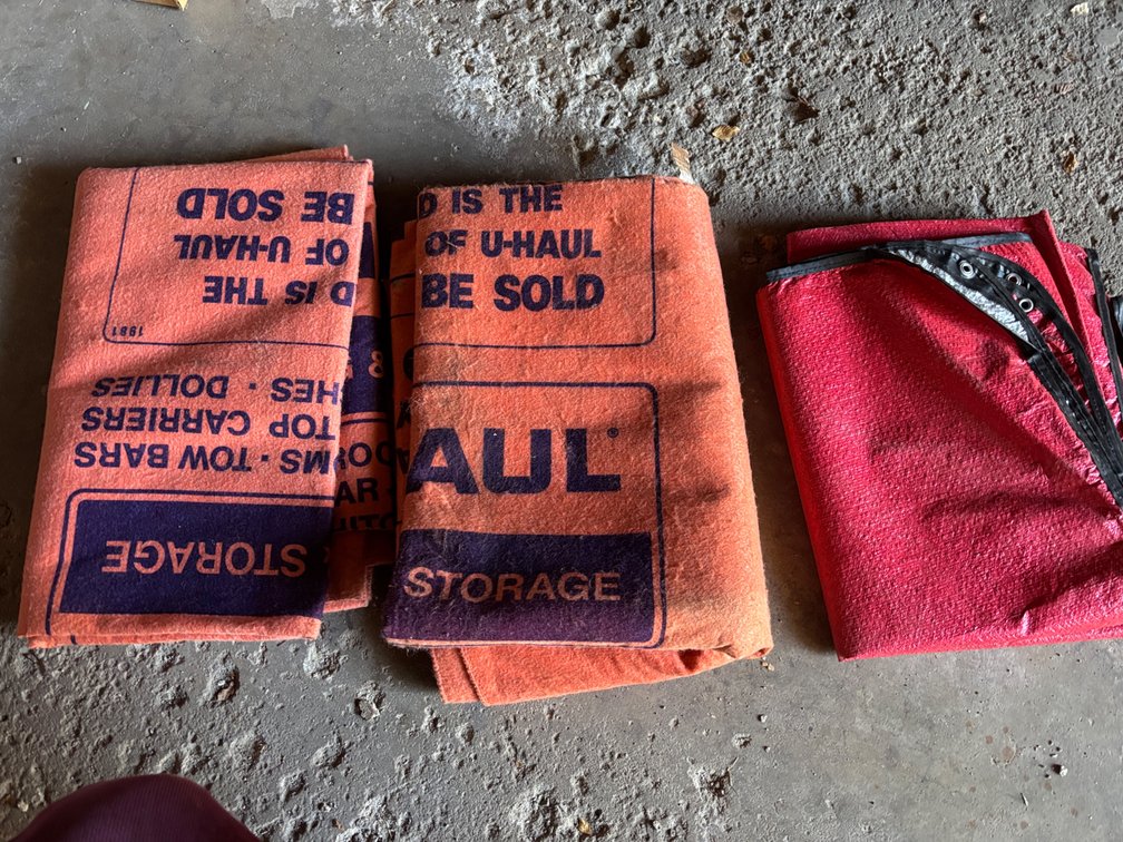 U Haul Blankets and Sportsman Blanket