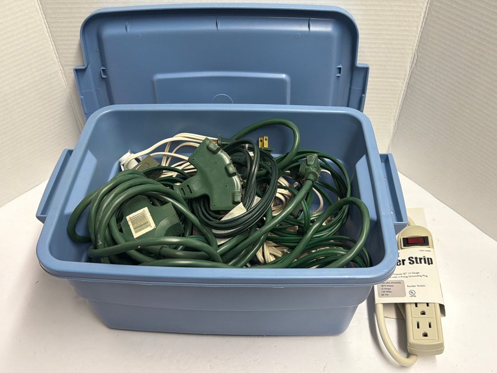 Power Cords & Related w Covered Bin