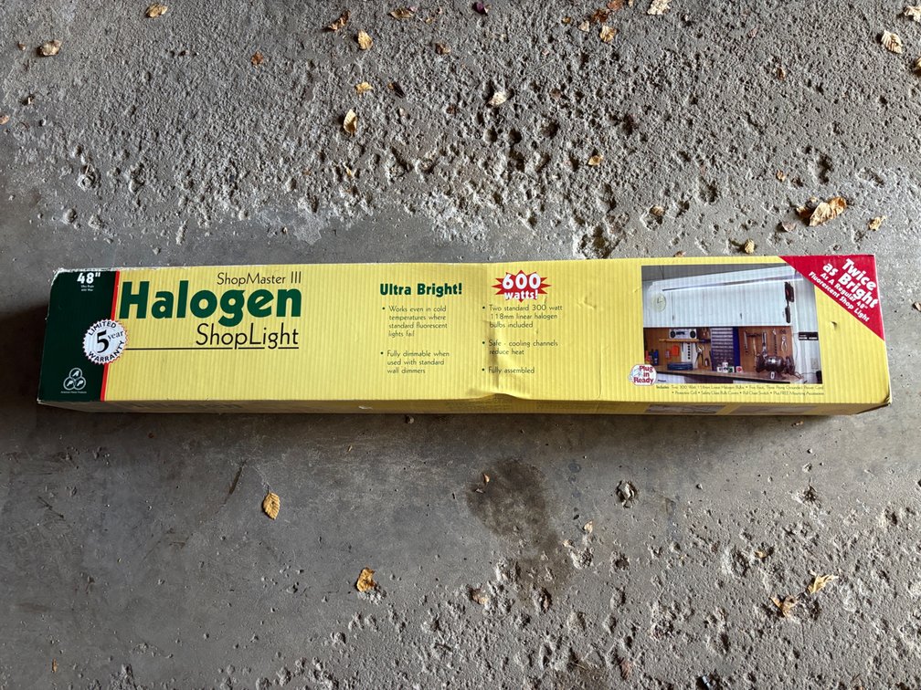 NIB Halogen 48” Shop Light