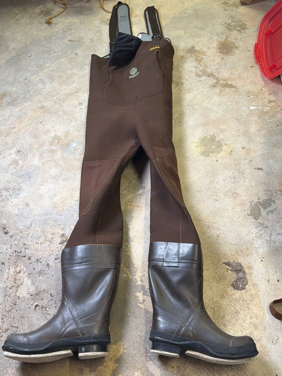 Cabelas Size 9 Waders