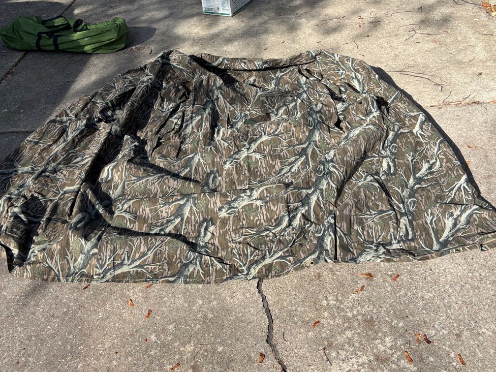 Mossy Oak Hide Out Camoflage Hunting Blind