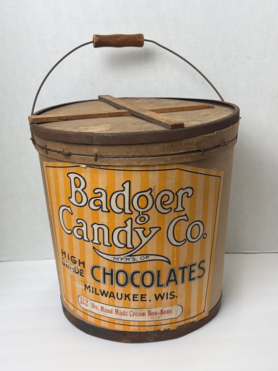 Vintage Badger Candy Co Chocolates Milwaukee WI Bon-Bons Bucket With Lid