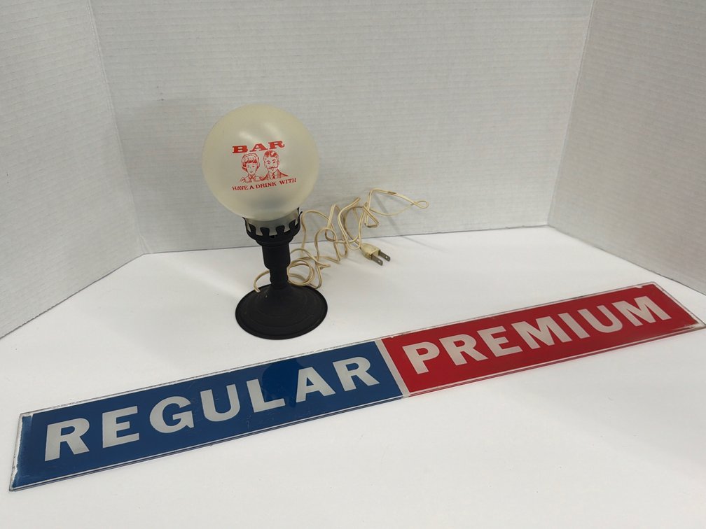 Small Bar Light & Regular Premium Sign