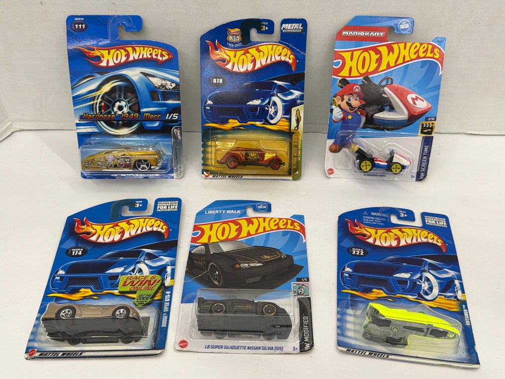 6 New in Package Hot Wheels