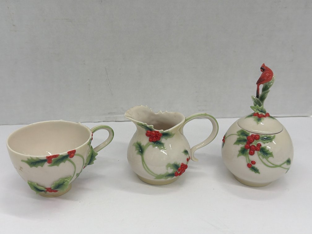 Franz Holly Berries Porcelain Pieces
