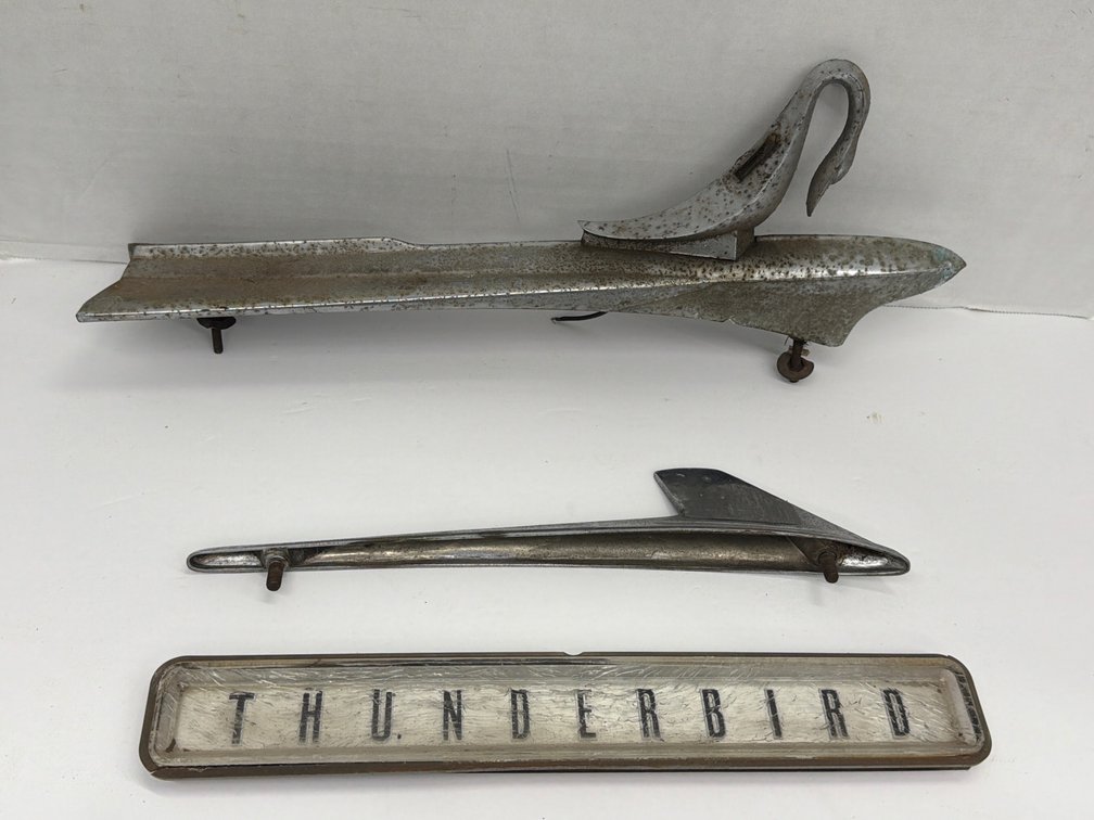 Hood Ornaments & Thunderbird Nameplate