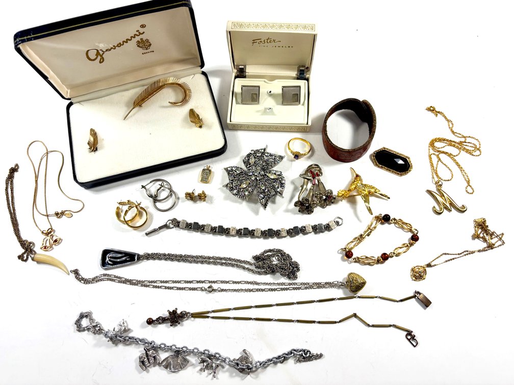 Vintage Jewelry
