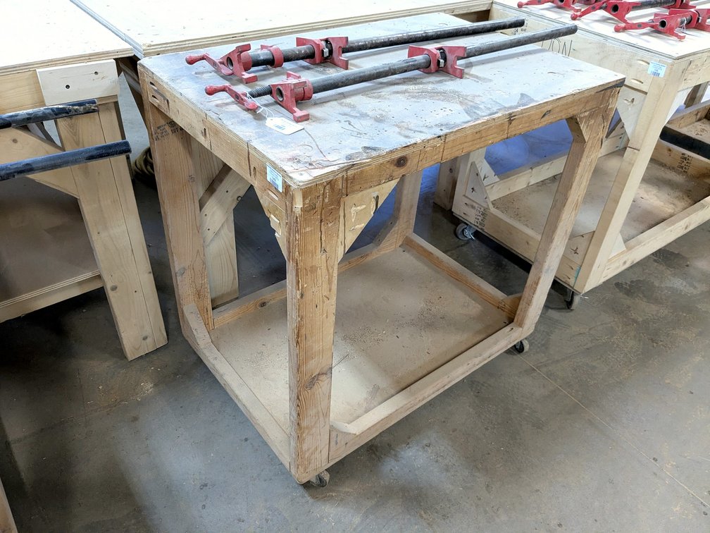 3' work bench is 2' x 35" tall.