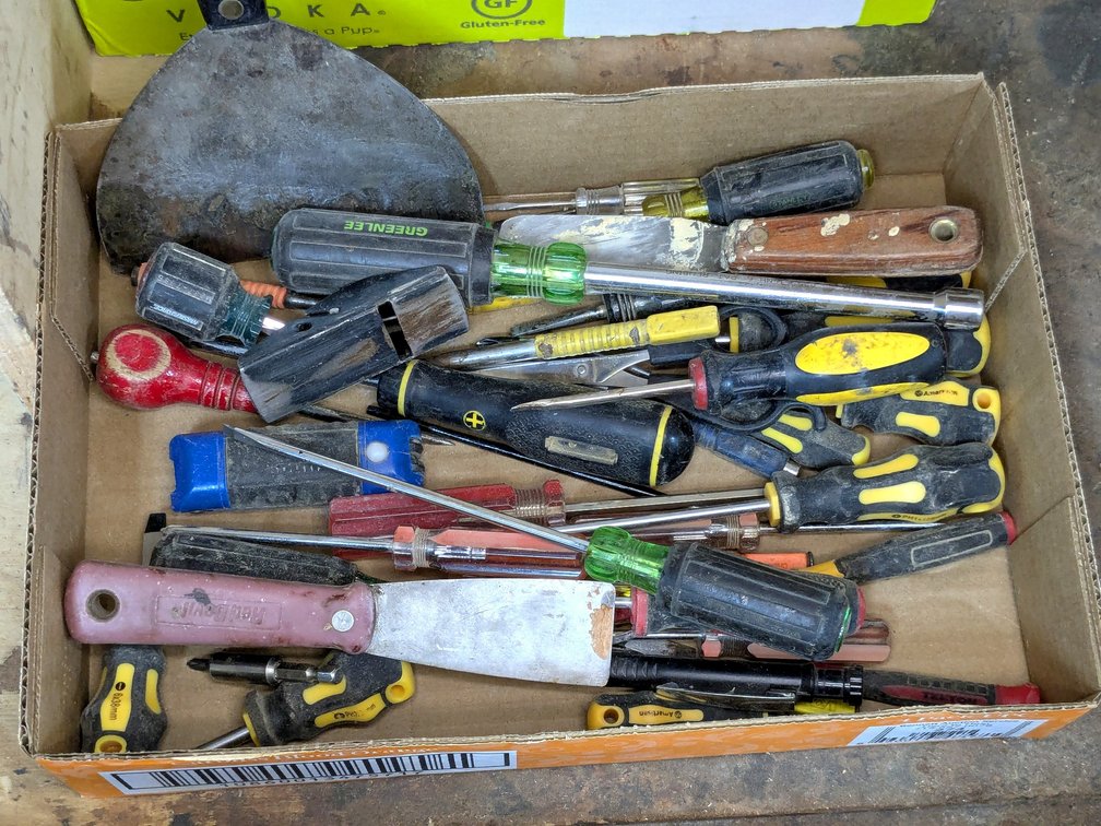 Stanley, Greenlee and other screwdrivers up to 11".