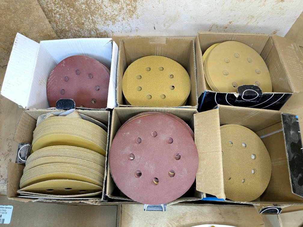 Mestool and other 5" sanding discs, assorted grits.