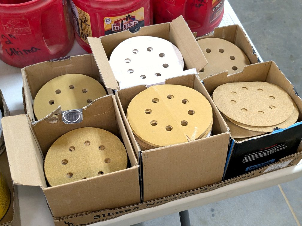 Mestool and other 5" sanding discs, assorted grits.