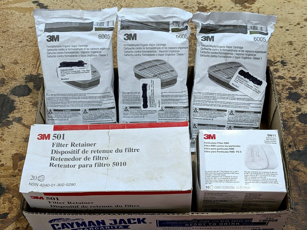 3M vapor cartridges with filters, retainers.