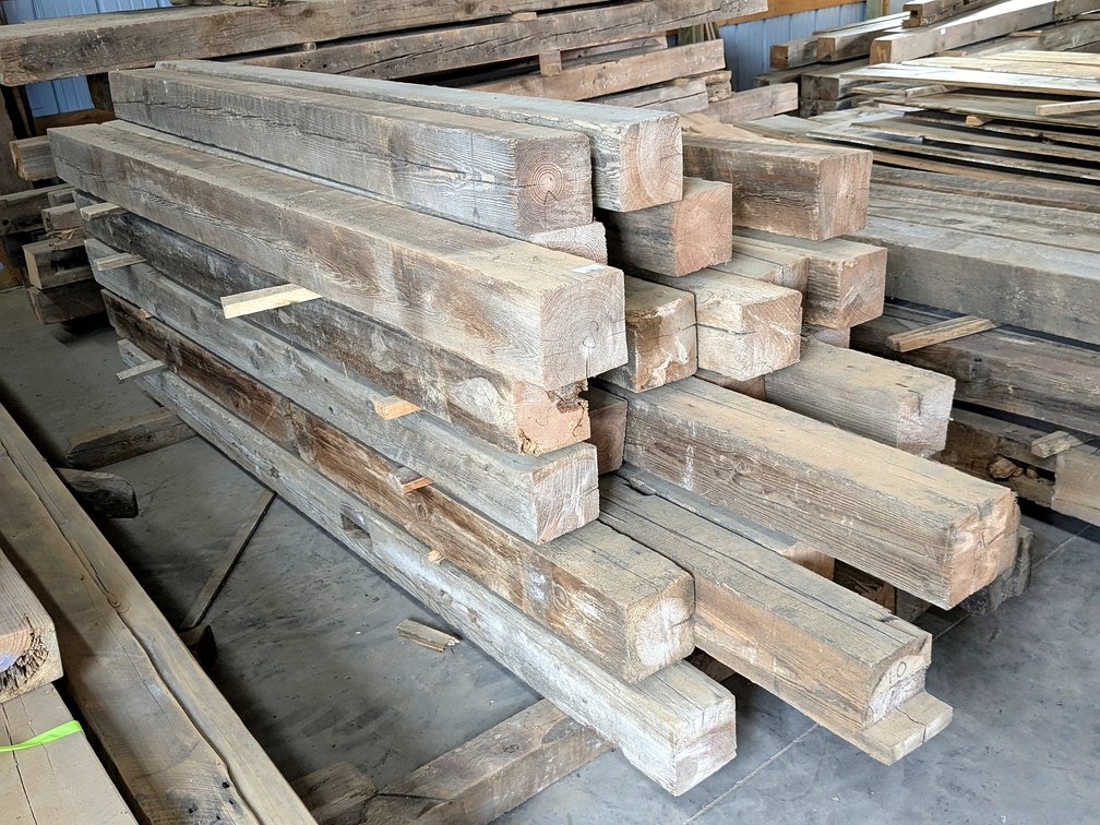 Bunk of 6x6 barn beams up to about 10'.