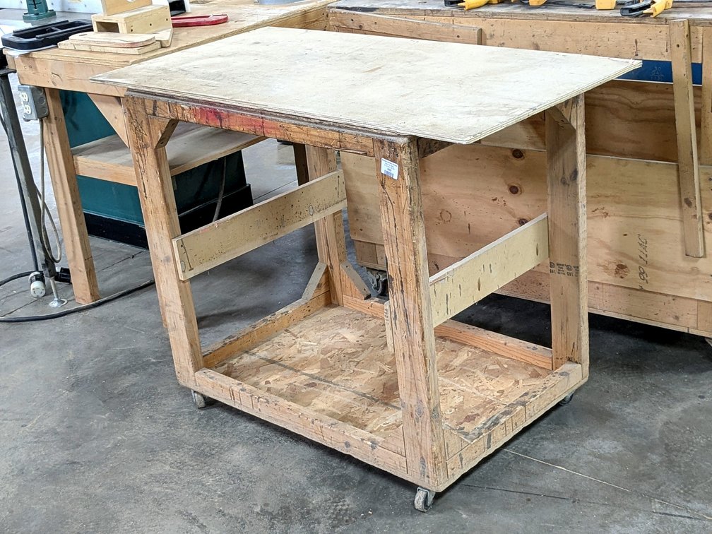 4' rolling workbench is 2' x 3' high.