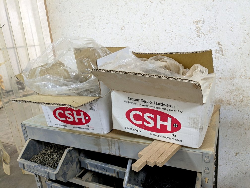 Two boxes of CSH cabinetry screws up to 1-1/2".