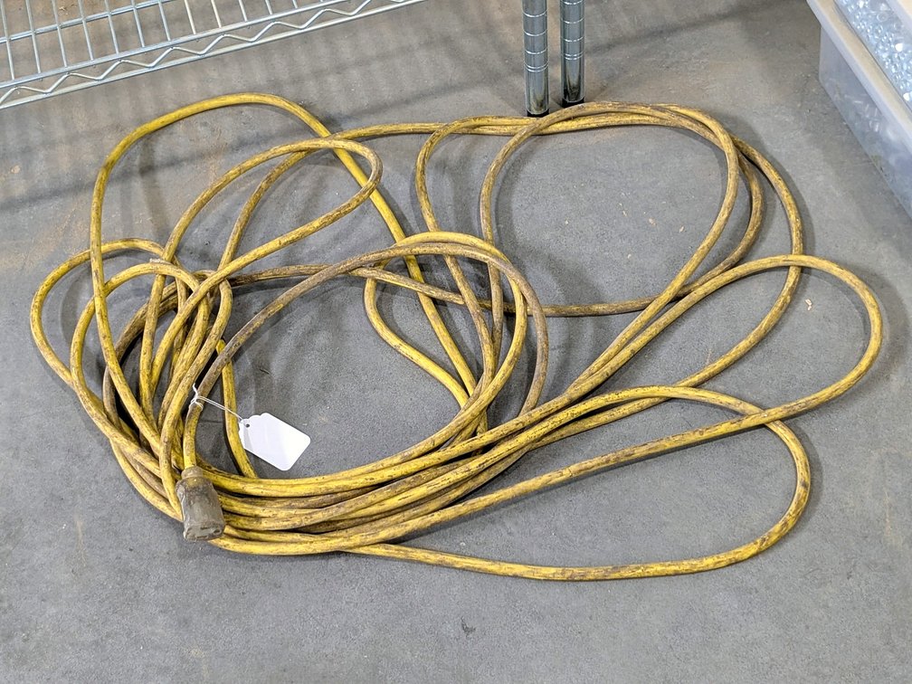 12 gauge extension cord with lighted ends.