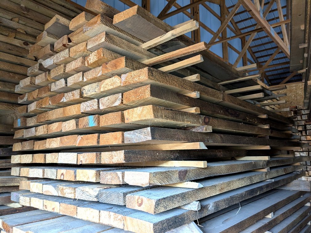 Bunk of rough sawn 6x2 pine beams up to 9'.