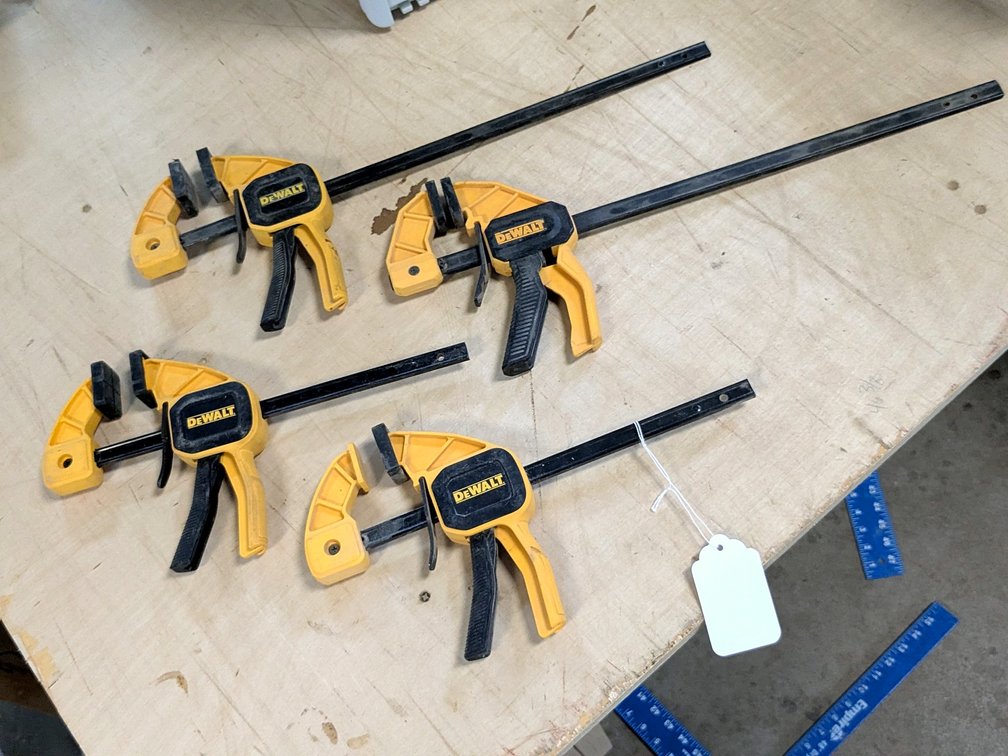 Two pairs of DeWalt bar clamps up to 18" overall.