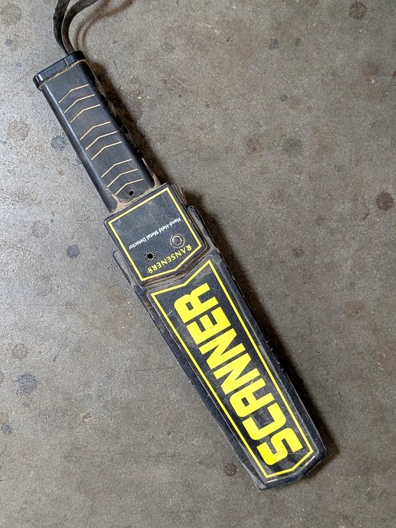 Handheld metal detector is 16".