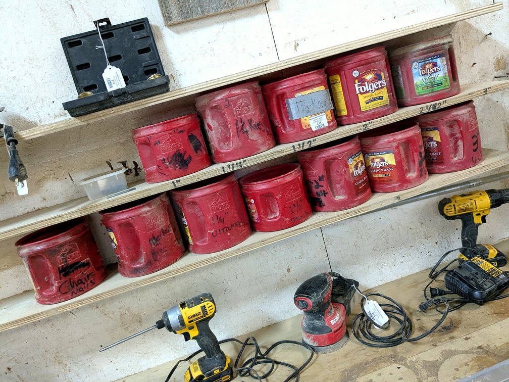 Variety of fasteners up to 3", hand labeling on some cans read Kreg.