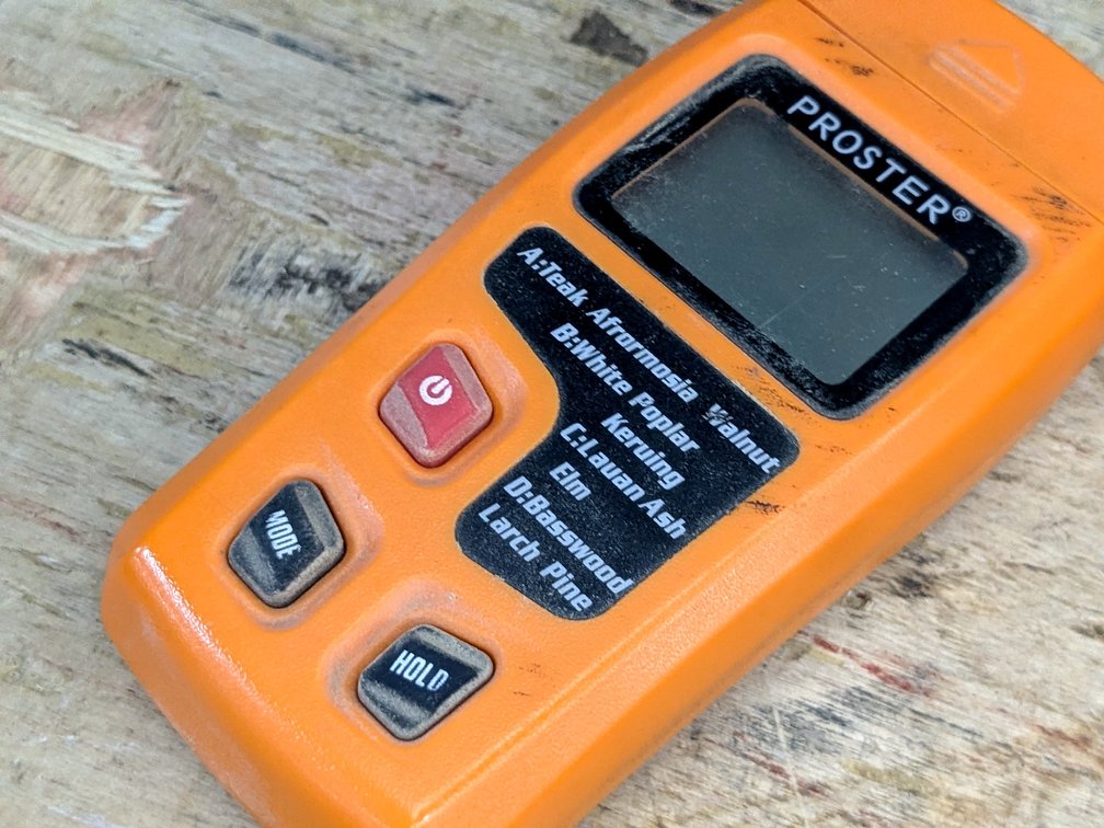 Proster moisture meter powers up and is 6".