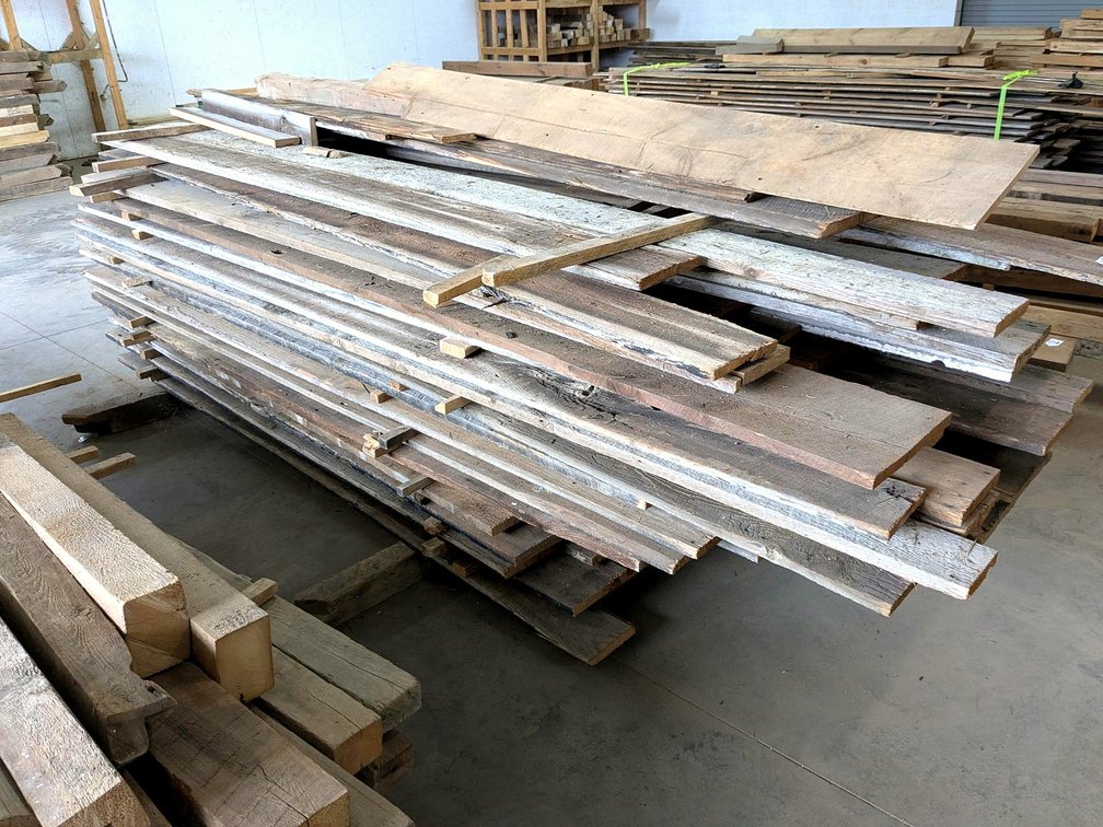 Rustic barn boards up to 12" wide and 11' long.