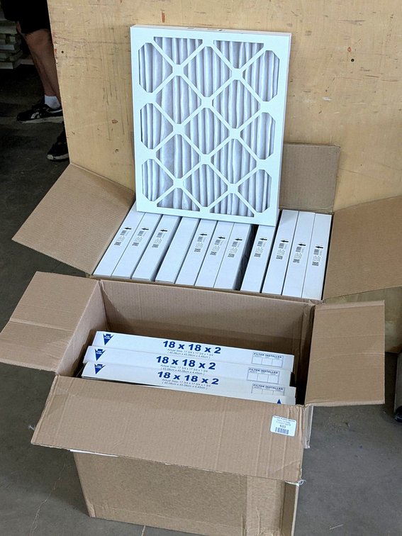 Several forced air filters including 18" x 18" x 2" and 19" x 15" x 2".