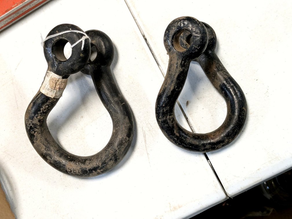 Pair of twisted clevises up to 6" long.