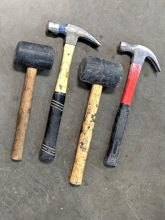 Claw hammers and more up to 14".