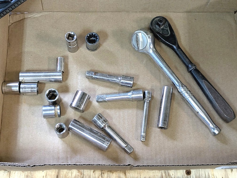 Craftsman, Allen and other ratchets and sockets.