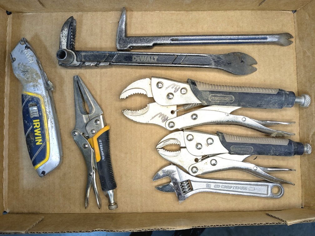 Irwin and other locking pliers, pry bars and more.  Up to 10".