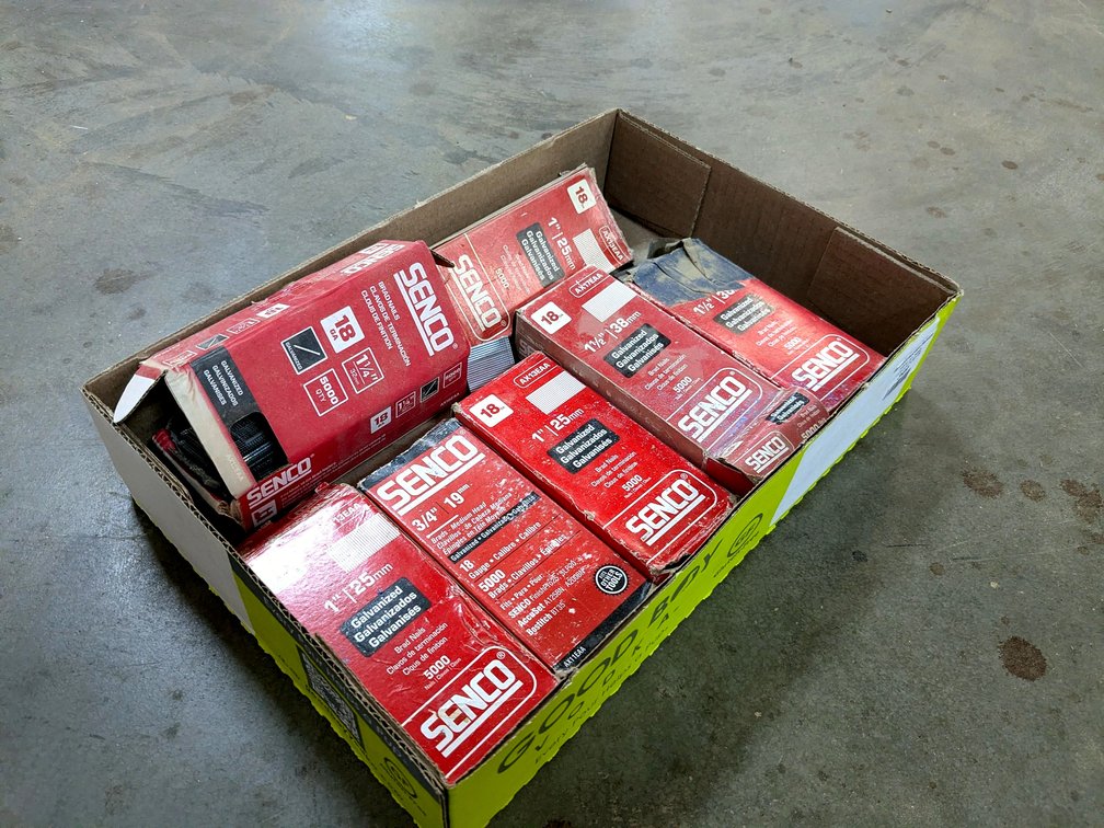 Senco 18 gauge brad nails up to 1-1/2".