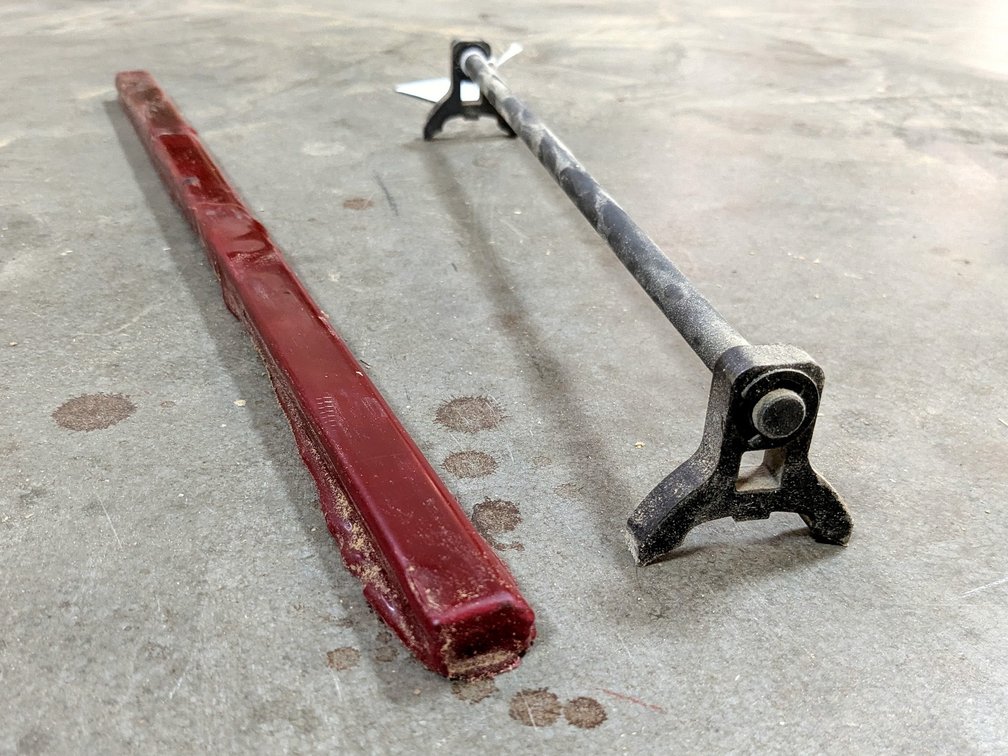 Planer blades measures 20" long and come with a height gauge.