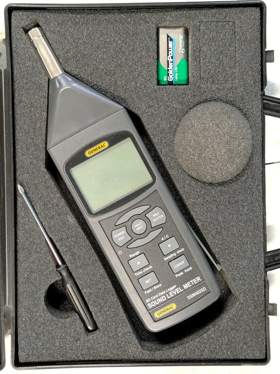 General sound level meter is Model DSM402SD.
