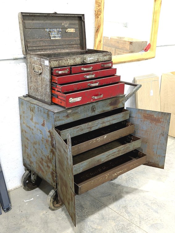 Rem-Line tool cabinet with rolling 30" bottom box.