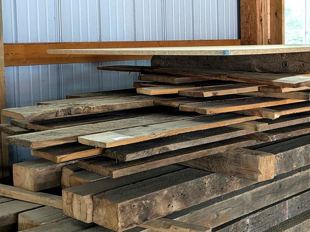 Reclaimed barn boards up to 8" wide, pieces about 118" long.