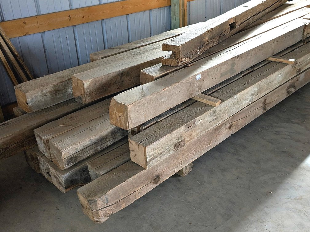 Rustic 6x6 reclaimed barn beams up to approx. 14'.