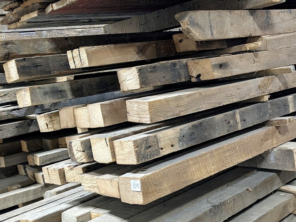 Rough sawn beams up to 11' long.