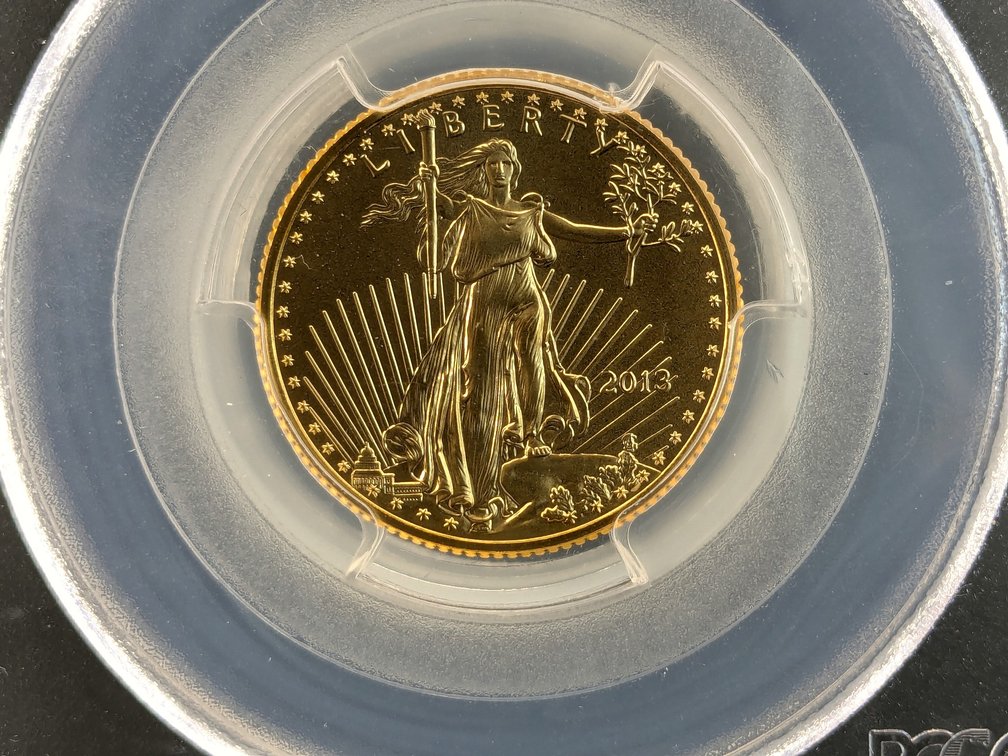 2013 $10 Gold Eagle has been slabbed and graded by PCGS MS70.