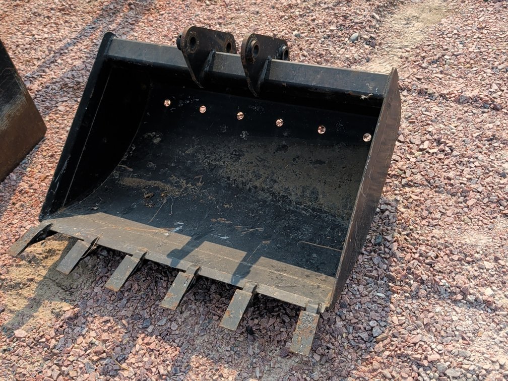3' mini excavator bucket-Like New