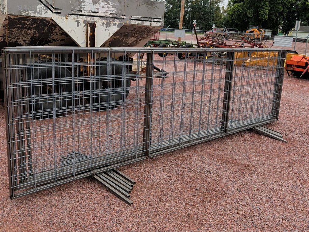 Burggraff Manufacturing 16' Free standing panels