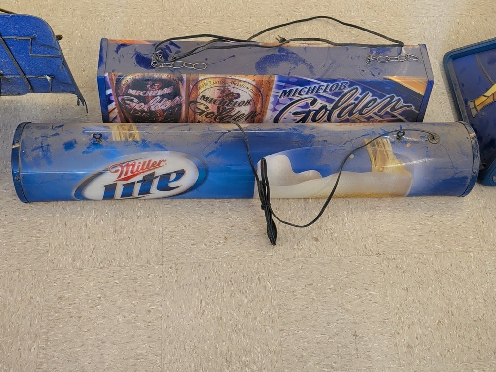Miller Lite pool table light