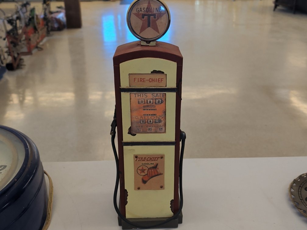 Texaco Fire Chief gas tank replica