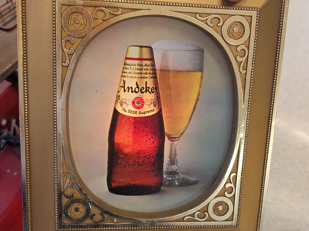Andeker lighted beer sign