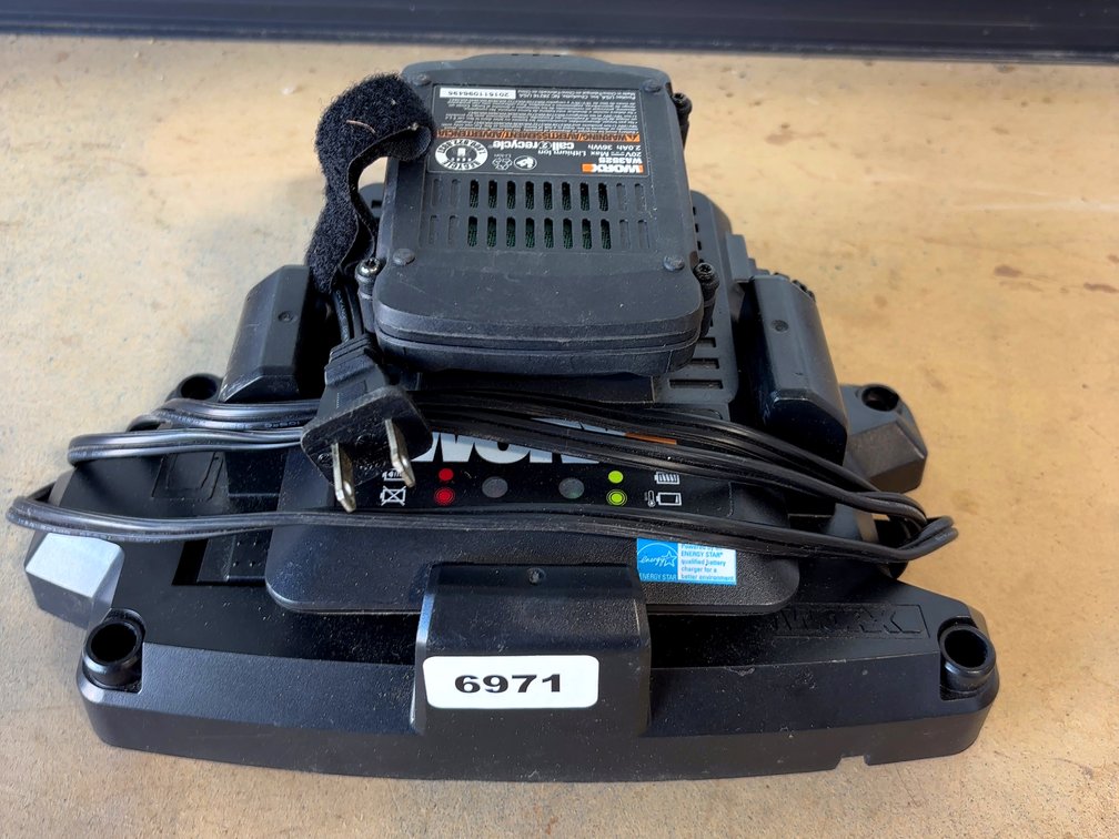 Worx 20V Battery w/Charger