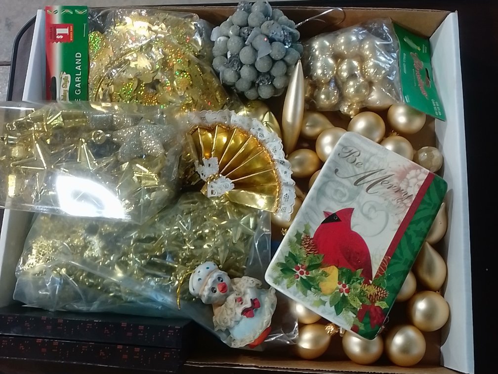 Christmas Ornaments And Decorations
