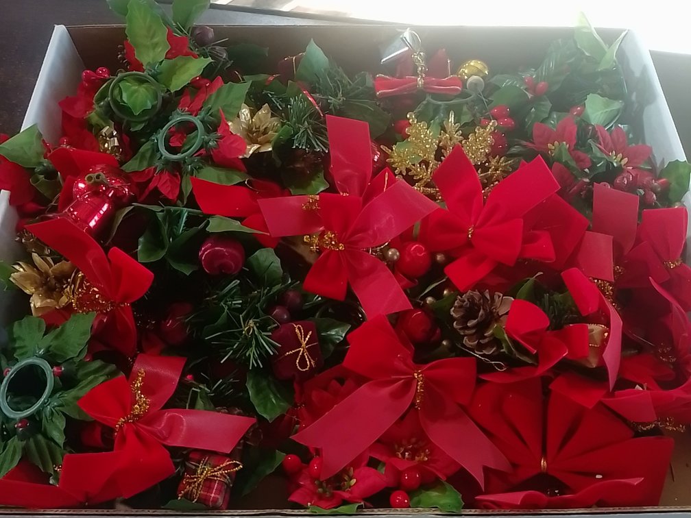 Flat Of Christmas Candle Bases And Small Red Bows