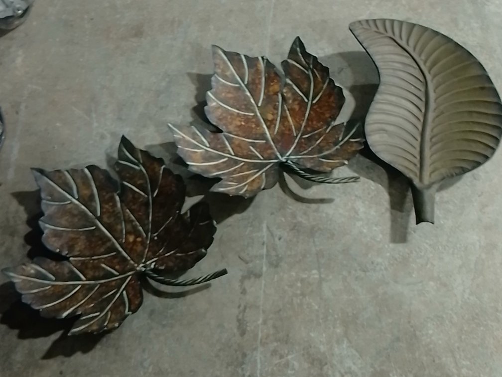 (3) Metal Leaf Trays