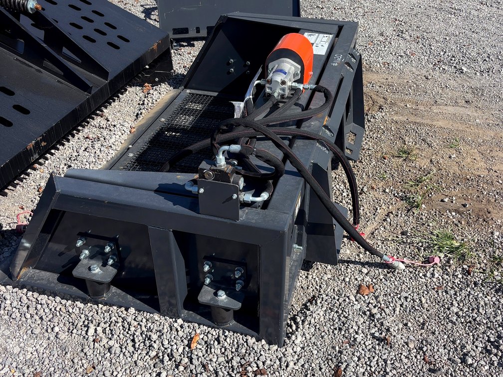 Screening Bucket SB-12-72W Wolverine